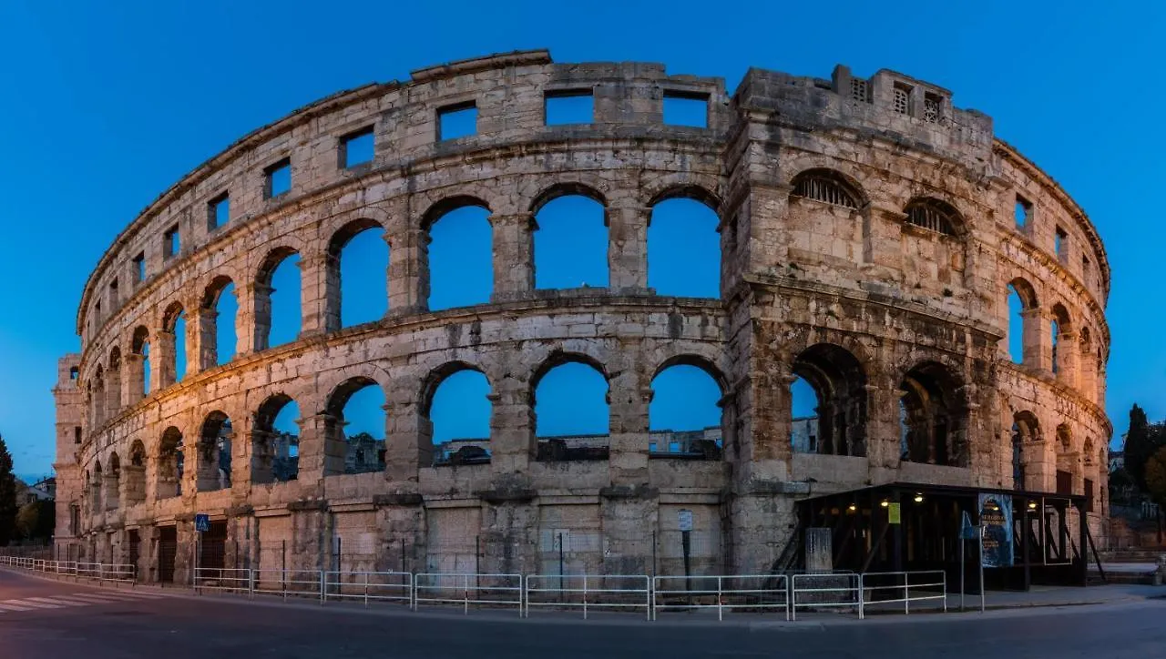 M&A - Pula Luxury Apartment