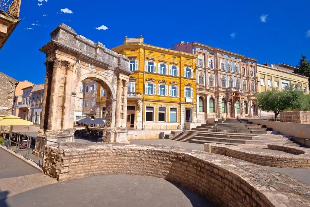 M&A - Pula Luxury Apartment